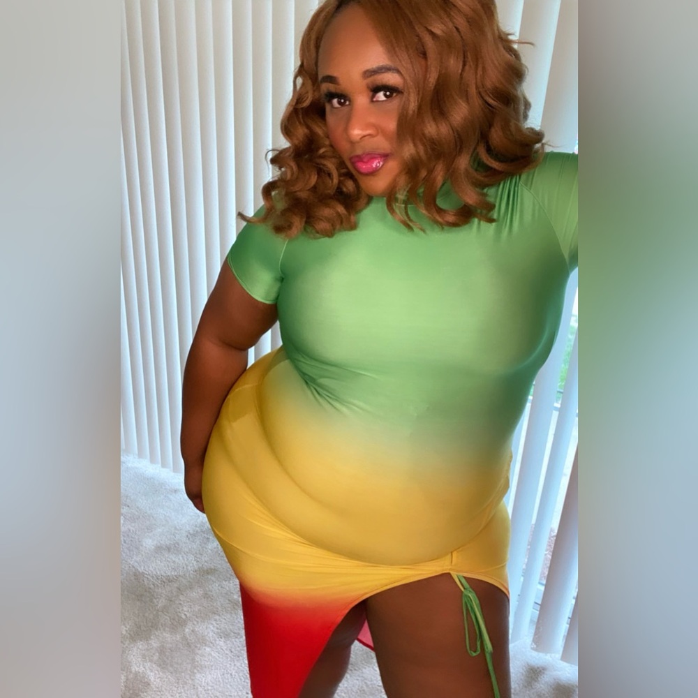 Red, green and yellow body-con dress❤️💛💚